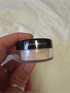 laura mercier Translucent Setting Powder - Light Pink Beige Jar